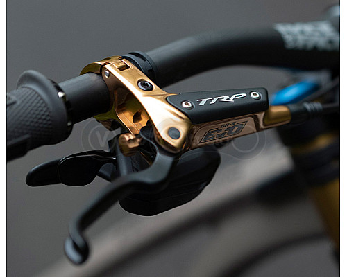 Тормоз гидравлический TRP DHR EVO M846 J-Kit Gold 4 поршня задний