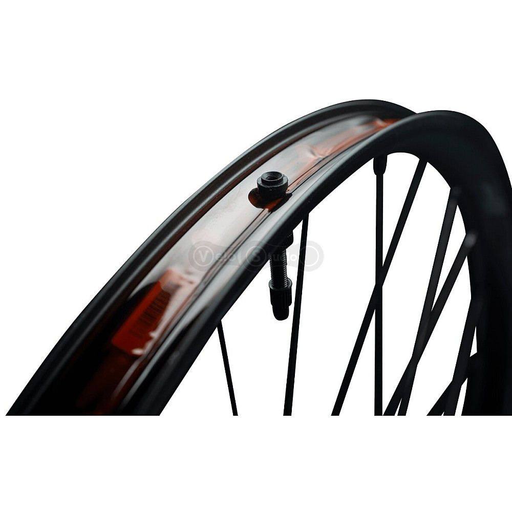 Обод RACE FACE TURBINE R 29 x 30 мм 28 спиц