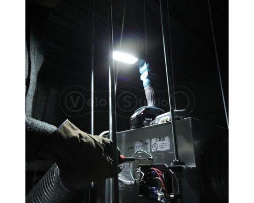 Акумуляторний ліхтар Makita DML801 18V - до 40 годин світіння