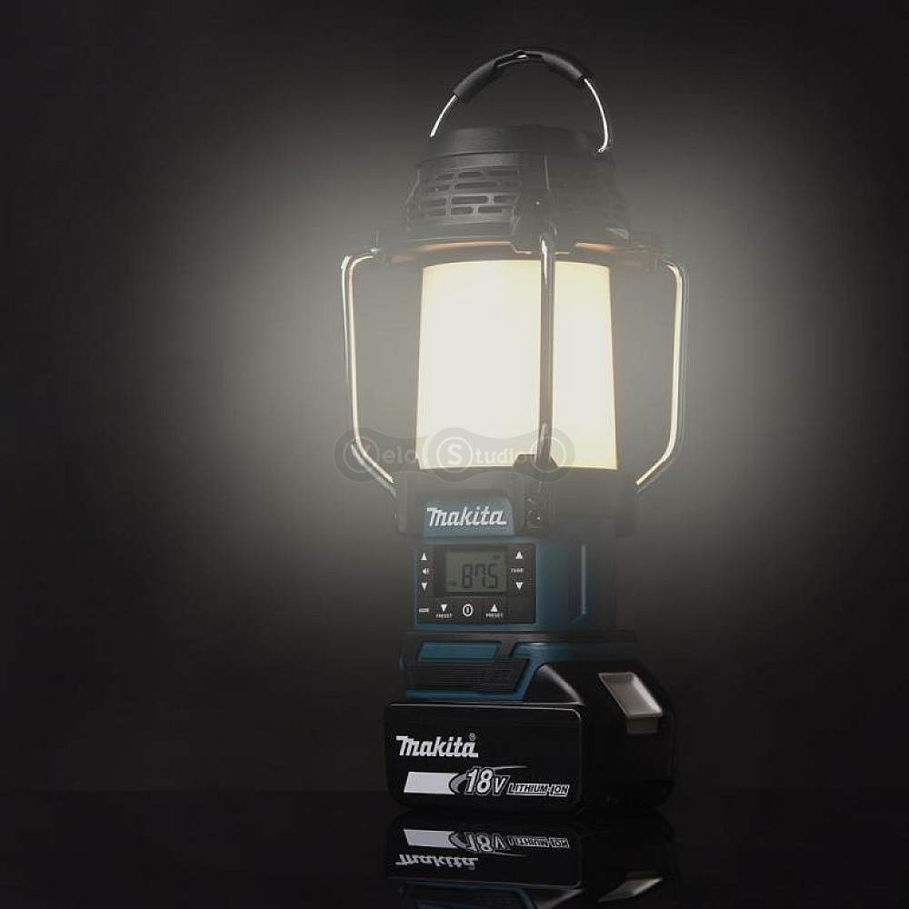 Аккумуляторный фонарь с радио Makita DMR055 - до 63 часов работы