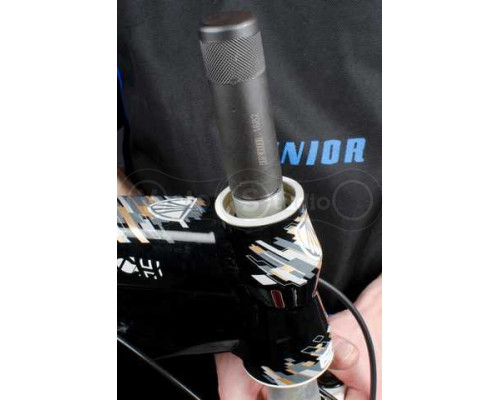 Инструмент Unior Tools для установки якоря в шток вилки