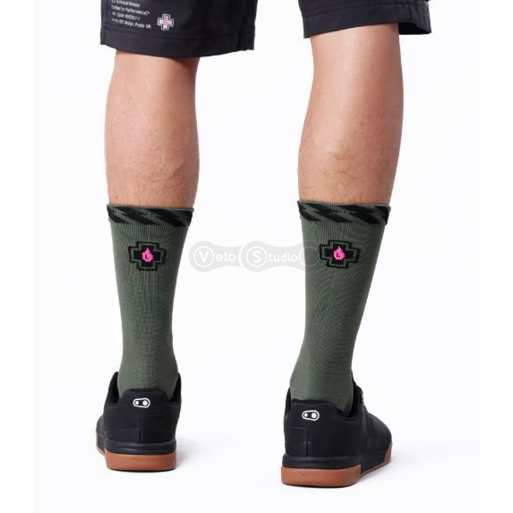 Вело носки Muc-Off MTB Technical Riders зелёные L (44-46 размер)