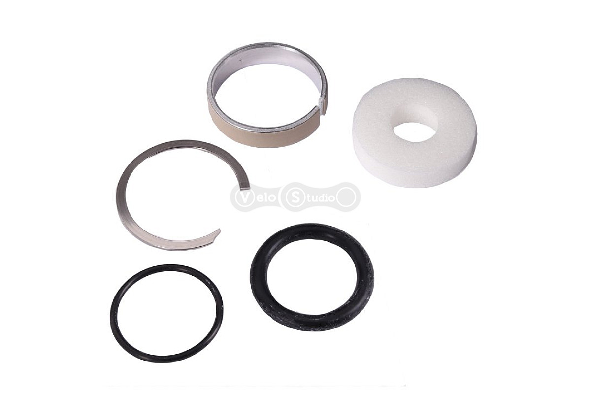 RockShox Kit de Servicio de 200 Horas / 1 Año para las Tijas Reverb AXS