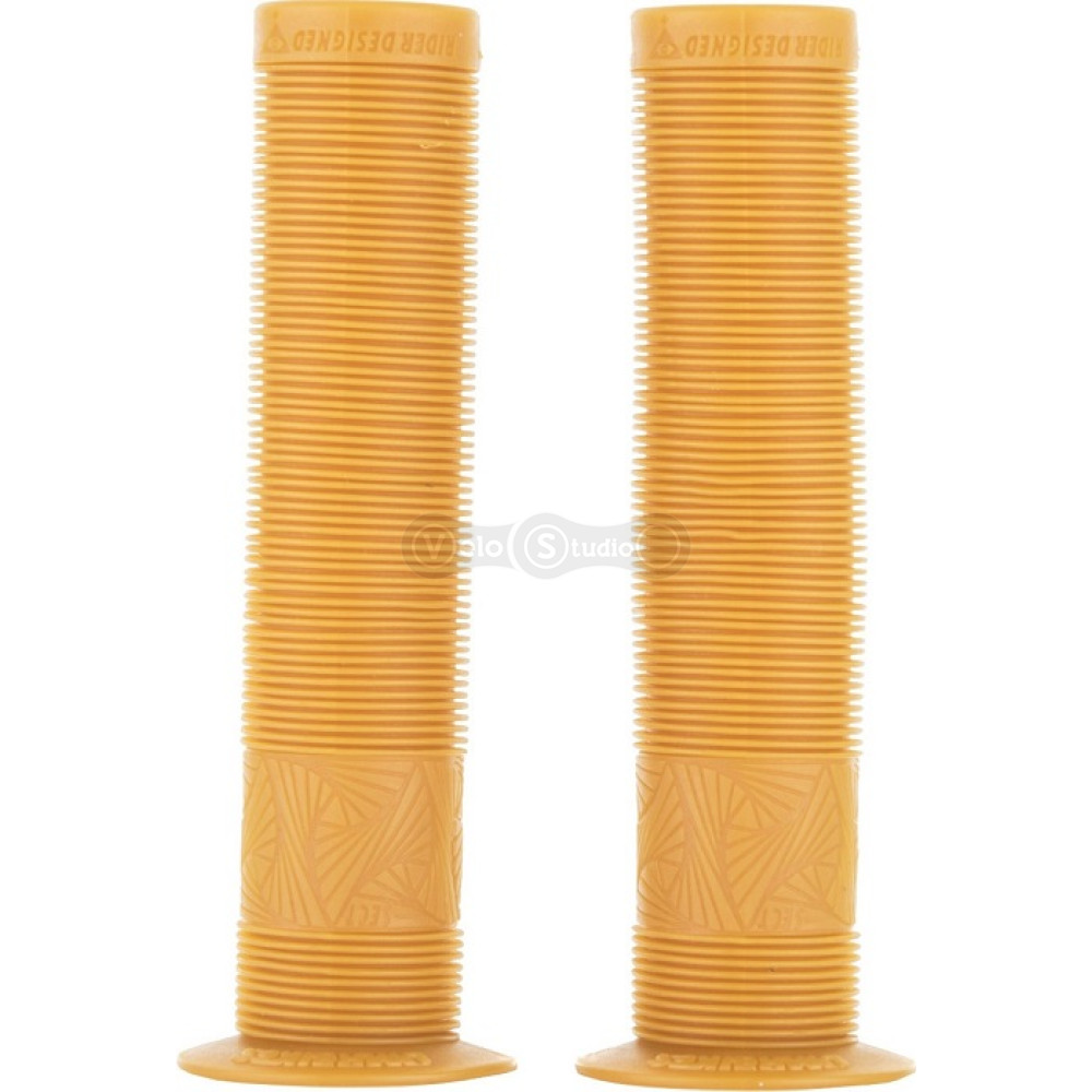 Грипсы DMR Sect GUM