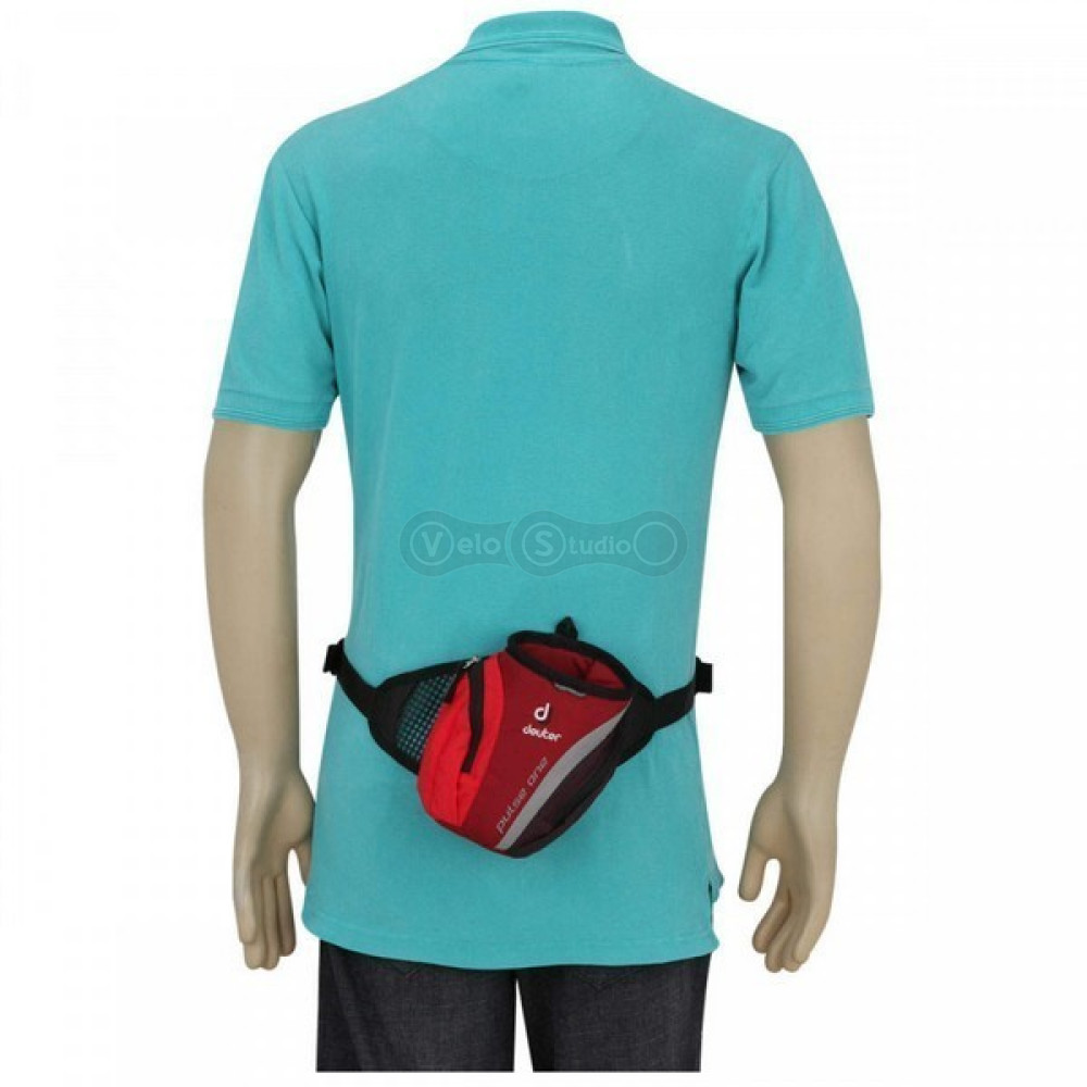 Сумка на пояс DEUTER Pulse 1 цвет 5000 cranberry 0.5 литра