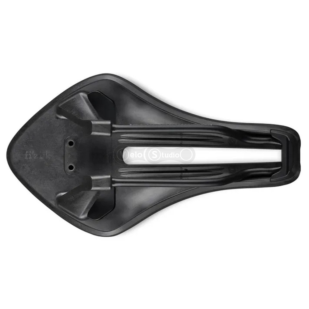 Седло Fizik Aeris LD R5 - 135mm, Triathlon, TT, вес 230гр, black (242x135 мм)