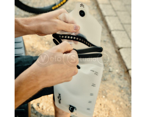 Гідратор FIDLOCK hydration bladder 2,5 літра - питна система