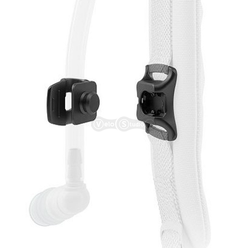 Магнітне кріплення шланга гідратора FIDLOCK Tube Clip M - 11мм., чорний