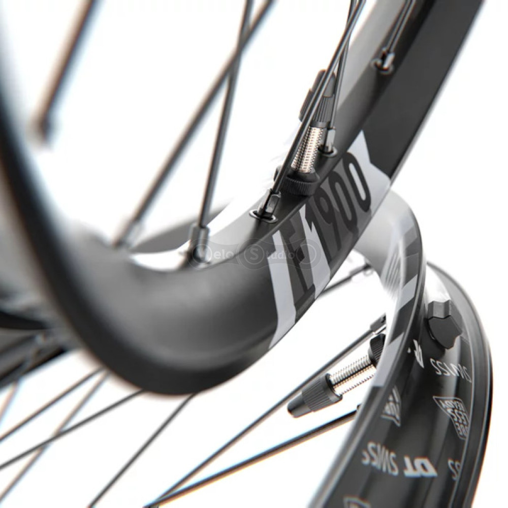Колесо заднє DT SWISS F 1900 CLASSIC 27.5 IS 30 12/148 Shimano Micro Spline
