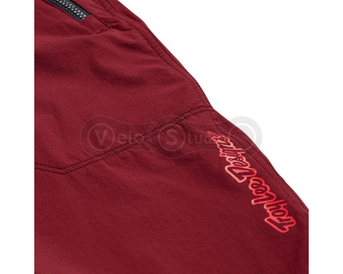 Велошорти TLD SKYLINE TRAIL SHORT SHELL; MONO [OXBLOOD] 32