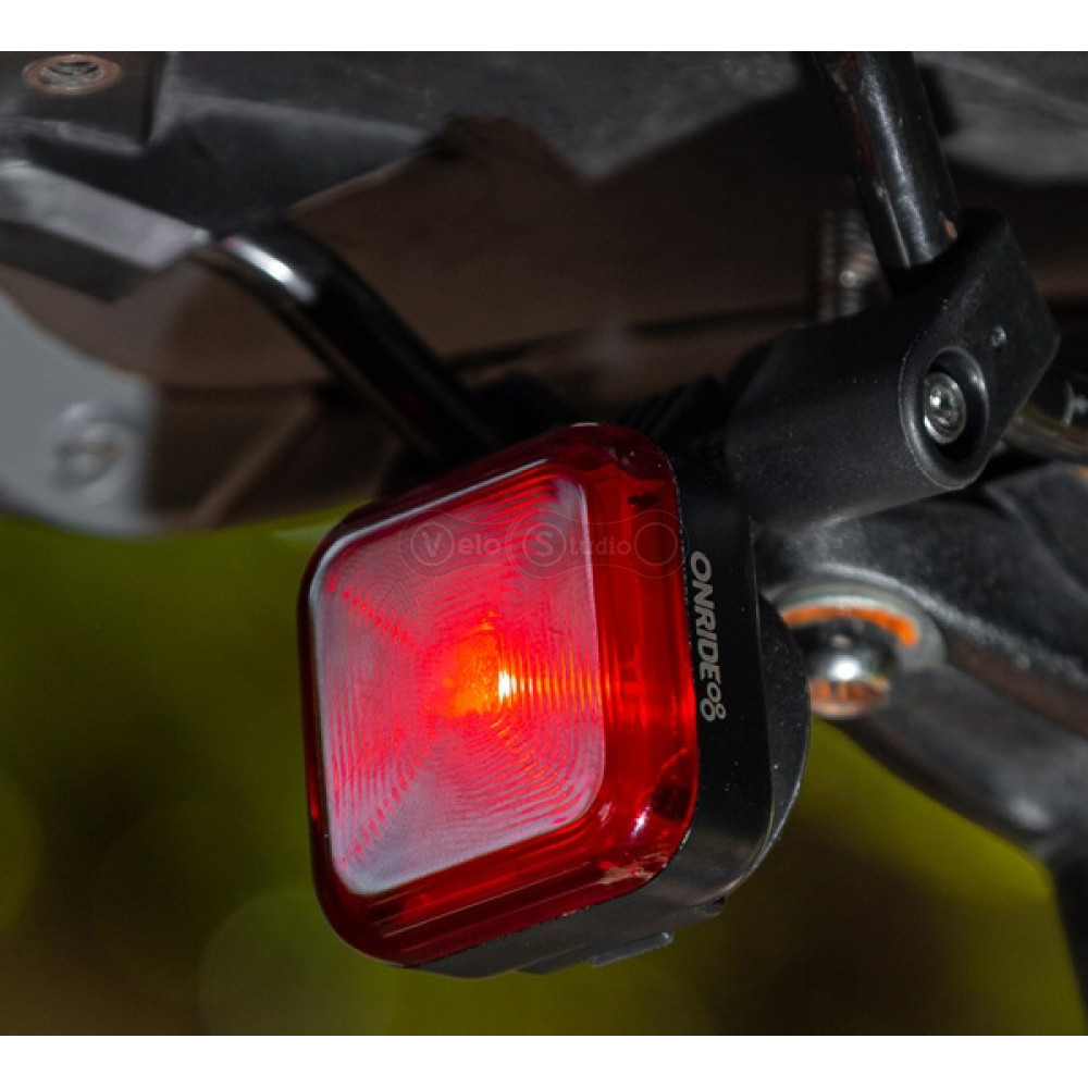 Задняя мигалка ONRIDE Tint (20 lm, 300 mAh, Type-C)