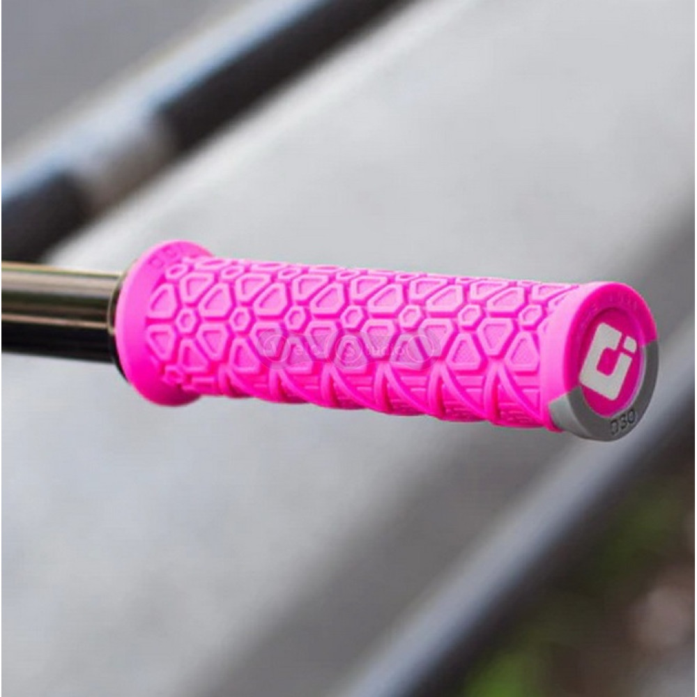 Грипси ODI Vanquish, v2.1 Lock-On ,MTB , Closed End Pink/Gray w/Blk