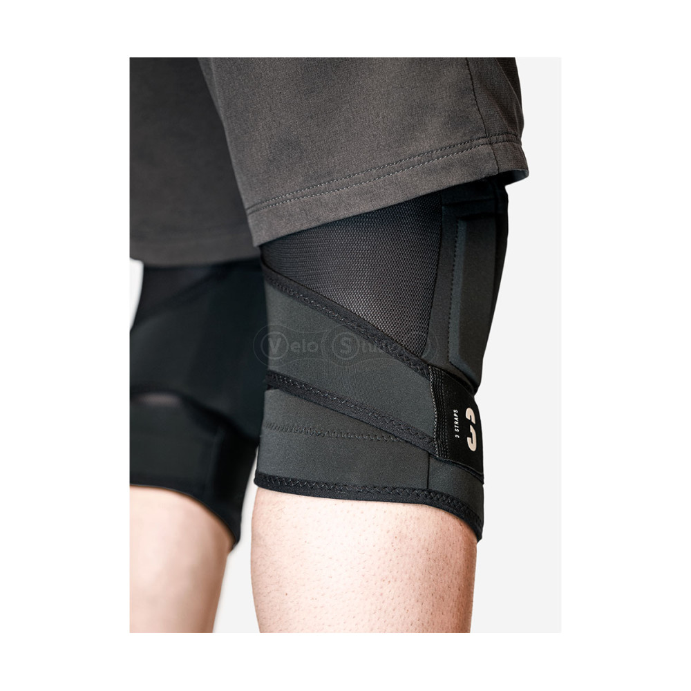Вело наколенники BLUEGRASS 3Straps Knee Protector CE S