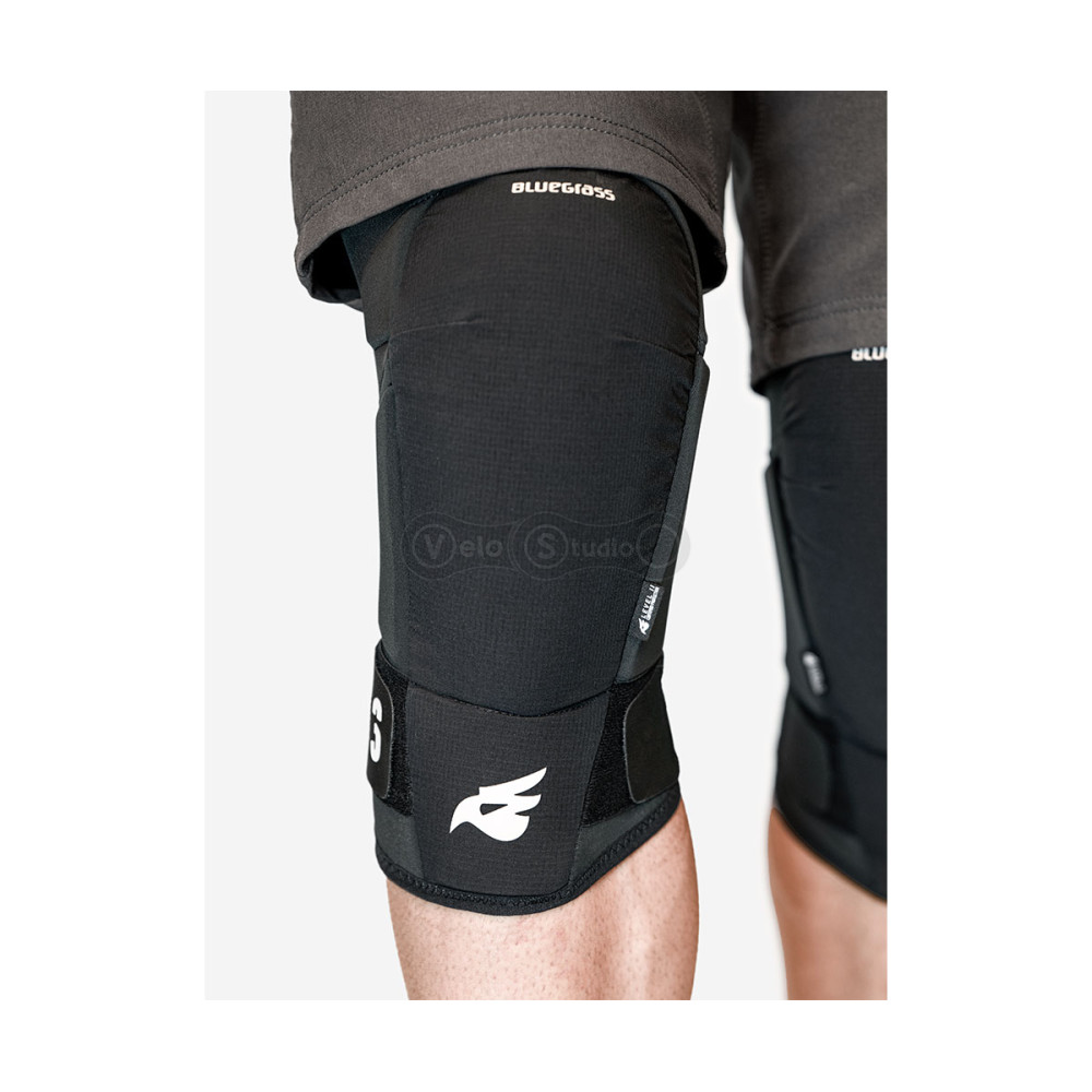 Вело наколенники BLUEGRASS 3Straps Knee Protector CE S