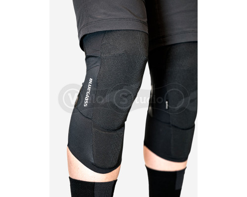 Вело наколінники Bluegrass Aura Core Knee Protector CE S