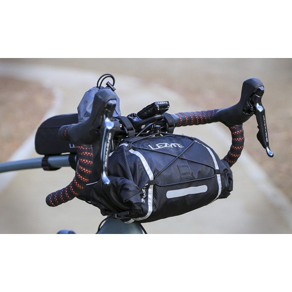 Сумка на руль LEZYNE BAR CADDY чёрная 7л Y13