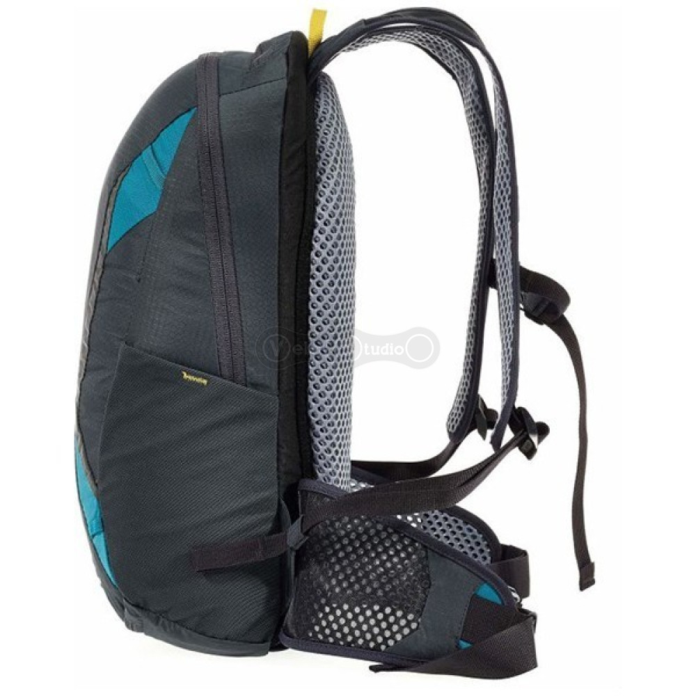 Велорюкзак DEUTER Race 8 л цвет 4331 graphite-petrol