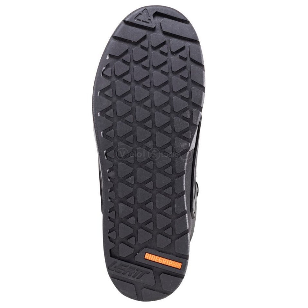Вело обувь LEATT 2.0 Flat Shoe [Stealth], US8.5