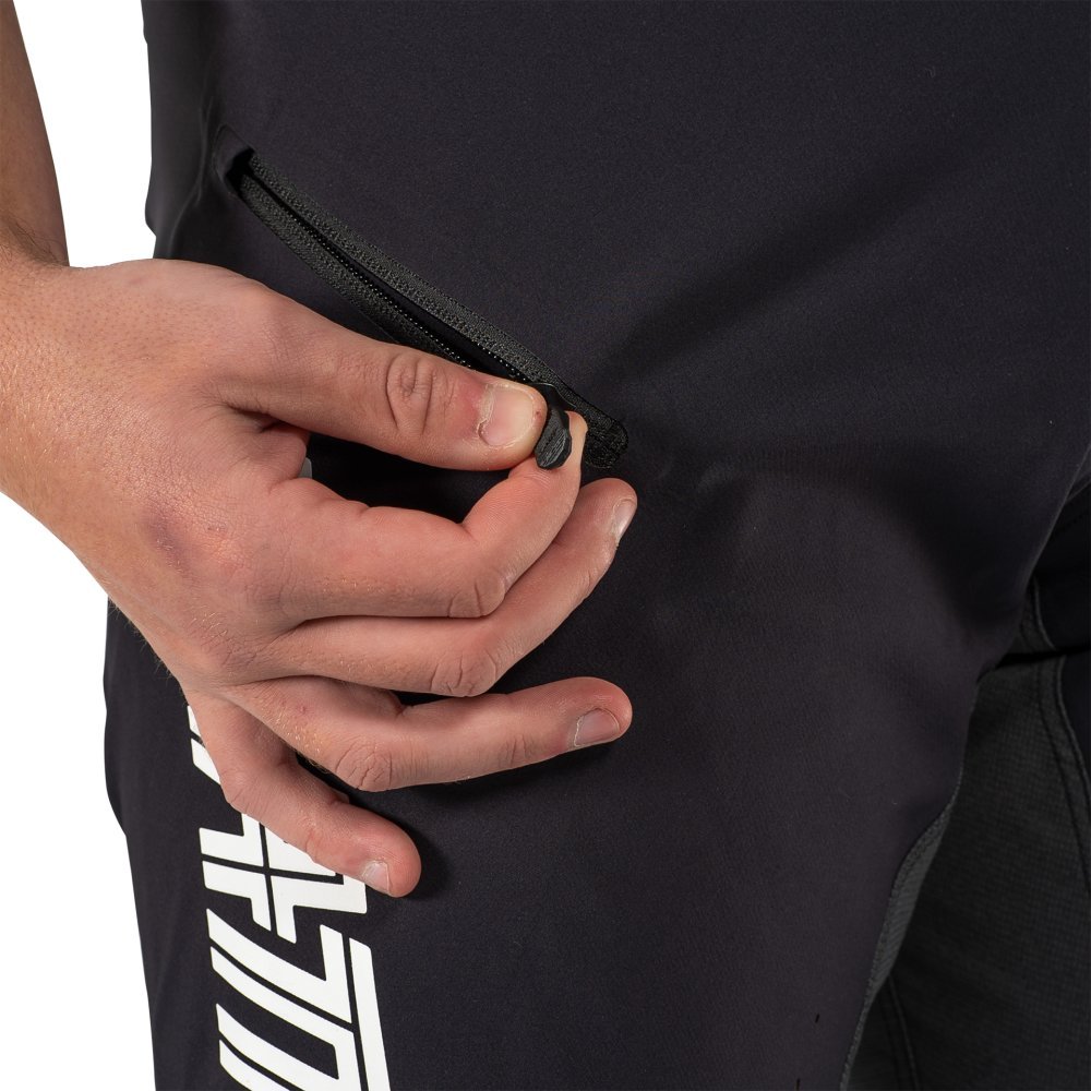 Вело штани LEATT MTB 5.0 Gravity Pant [Black1], 32
