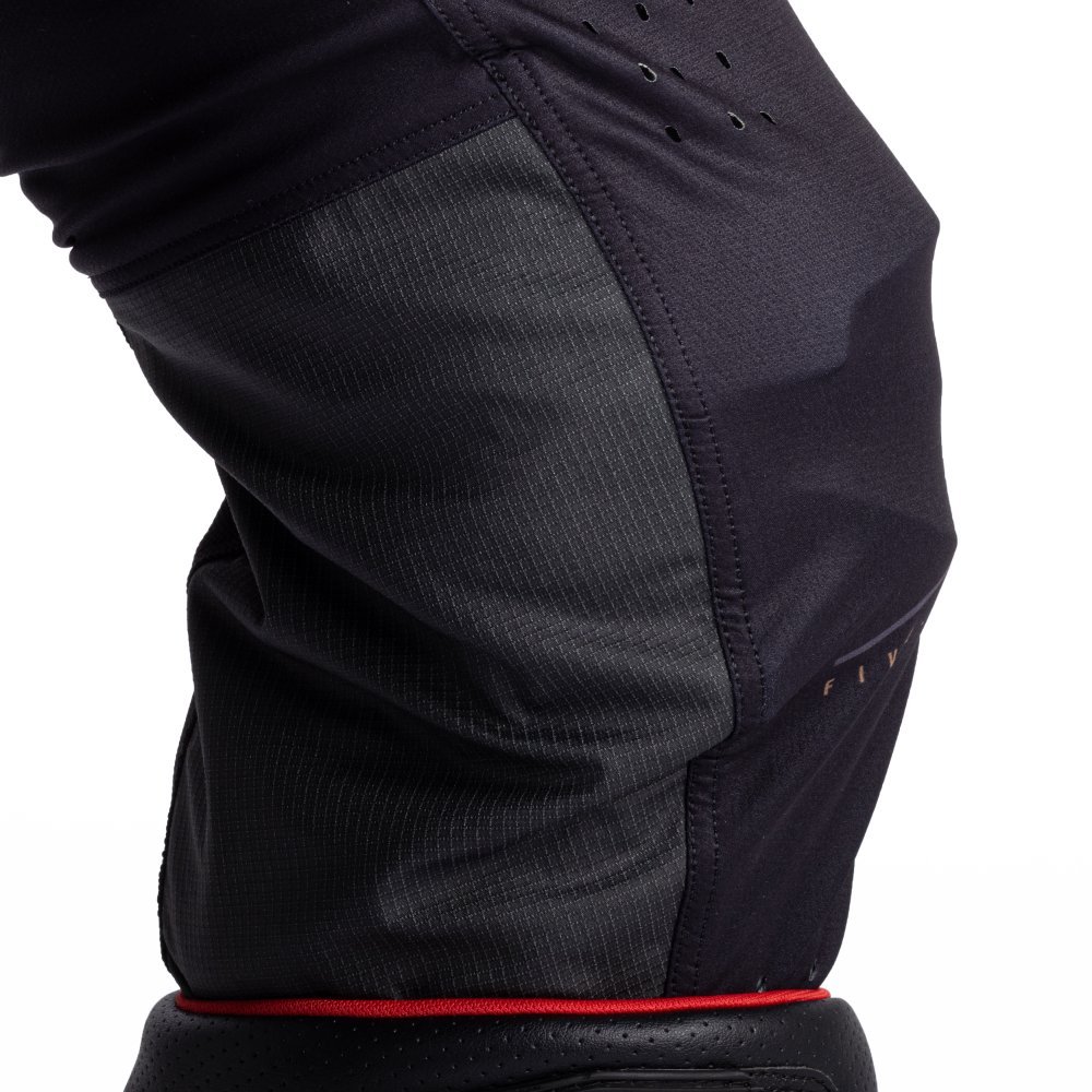 Мотоштаны LEATT Pant Moto 5.5 I.K.S [Black1], 32