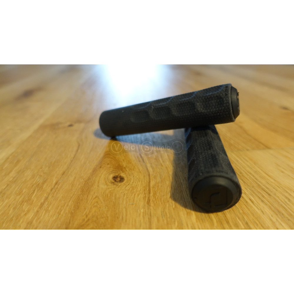 Грипсы ODI F-1 VAPOR Grips, 130mm, Black