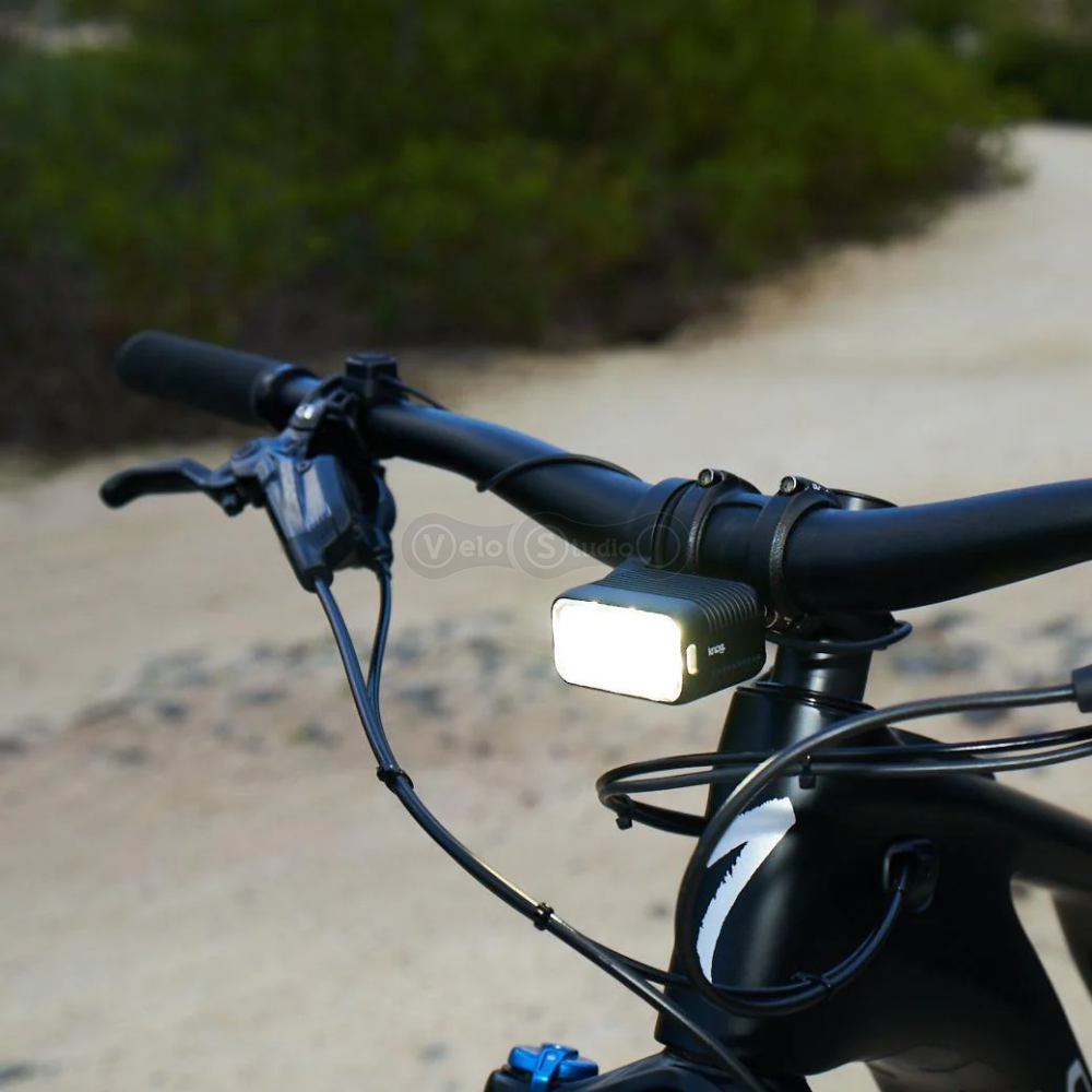 Фара Knog Blinder E 2300