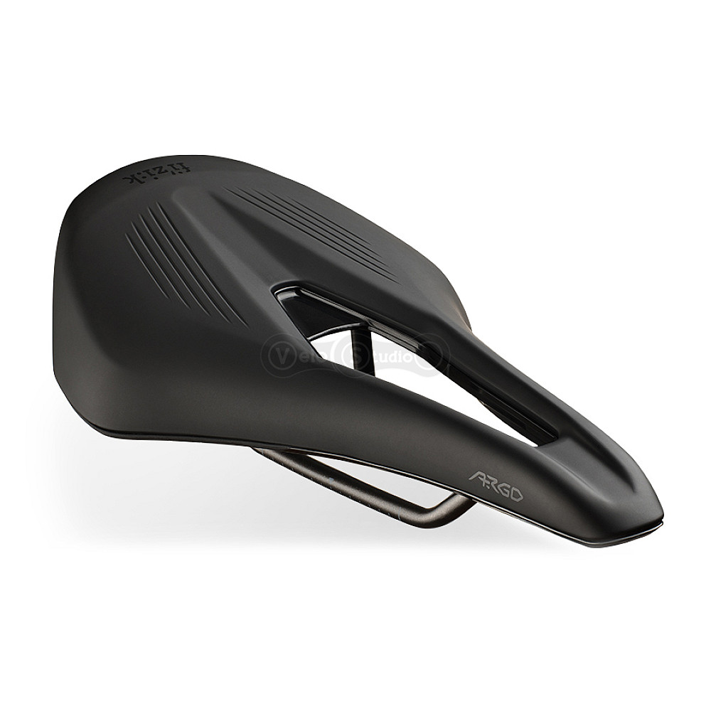 Седло Fizik Vento Argo R3 - 265xx140 mm Road Racing, 213гр., Black