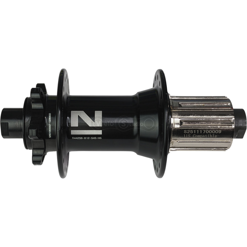 Втулка задняя Novatec D442SB-B12-S4S-11S, 12x148, 32H, 6-bolt, HG11
