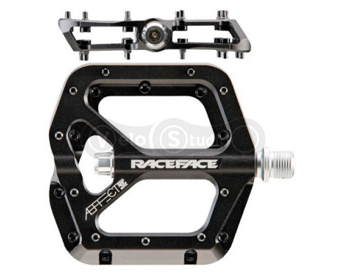 Педали Race Face Aeffect чёрные промышленный подшипник, сменные шипы