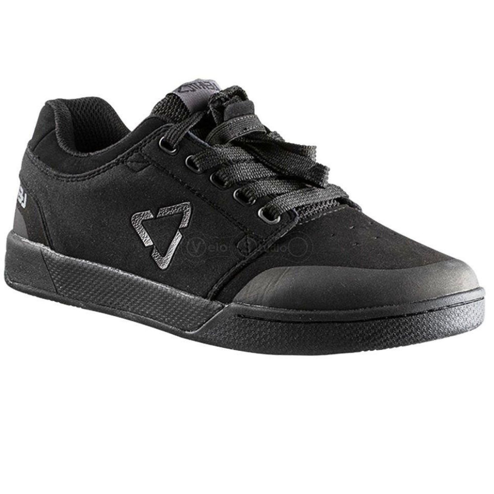 Вело взуття LEATT Shoe DBX 2.0 Flat Black US 8.0