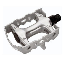 Педали Longus CAGE MTB Al / Fe алюминиевые, серебристого цвета, насыпные подшипники