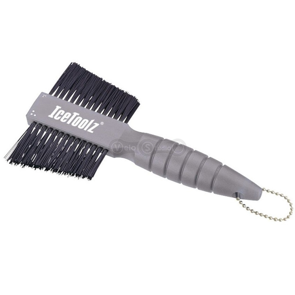 Щетка Ice Toolz C121 двухсторонняя