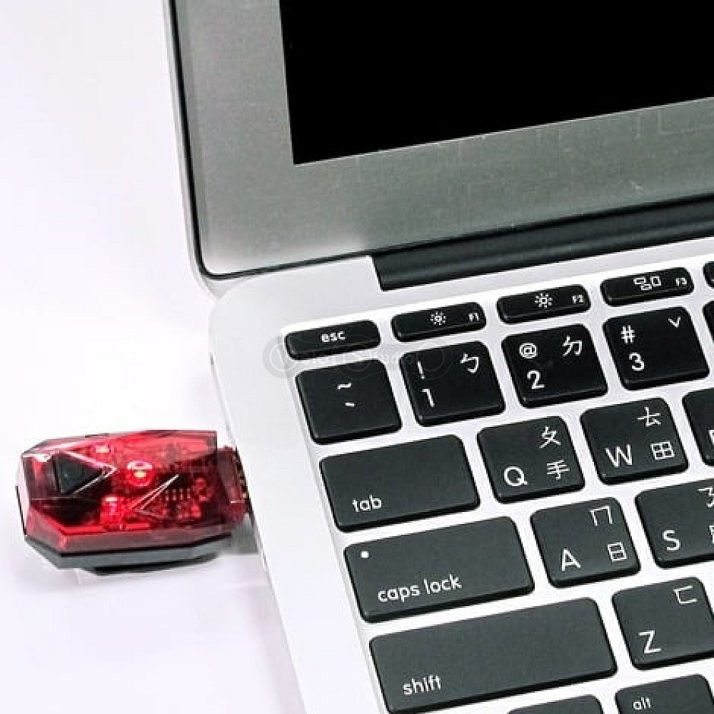 Задний фонарь INFINI Mini Lava I-261R USB 4 функций 50 Lum