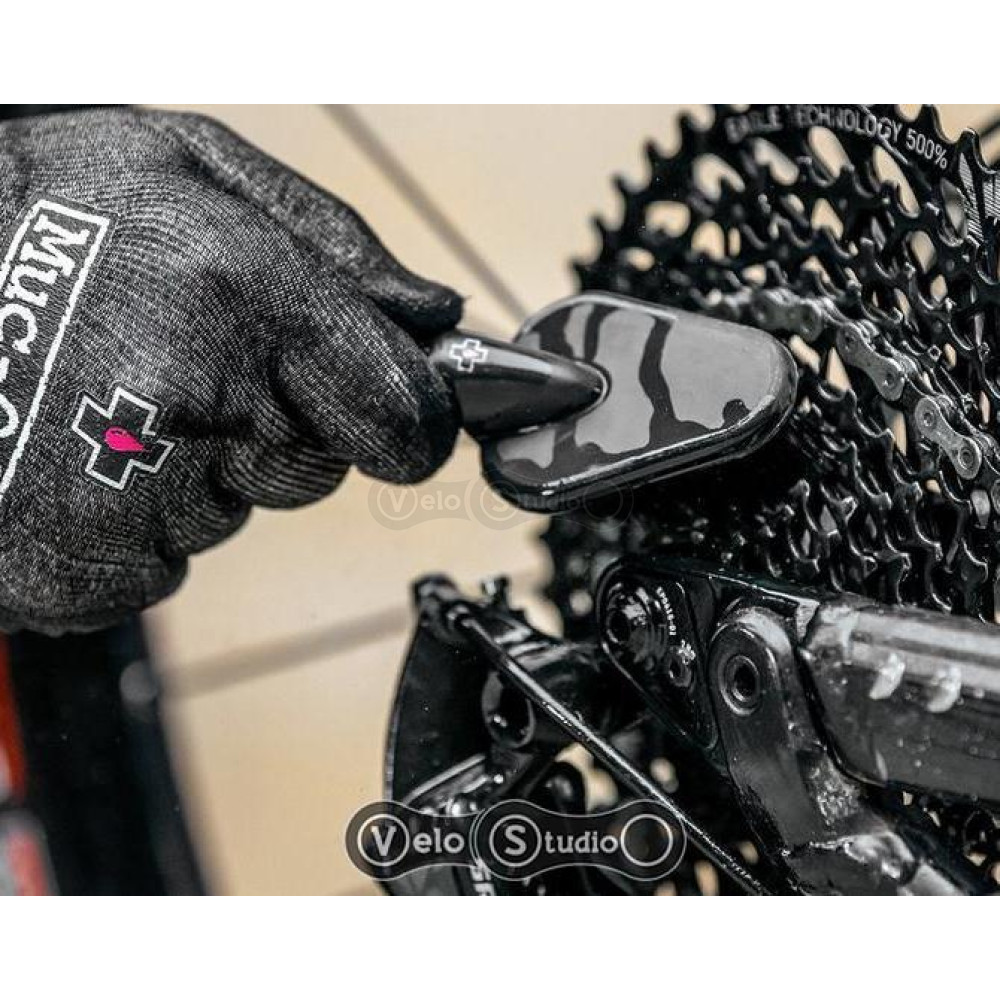 Щітка Muc-Off Detailing Brush для дрібних вузлів велосипеда