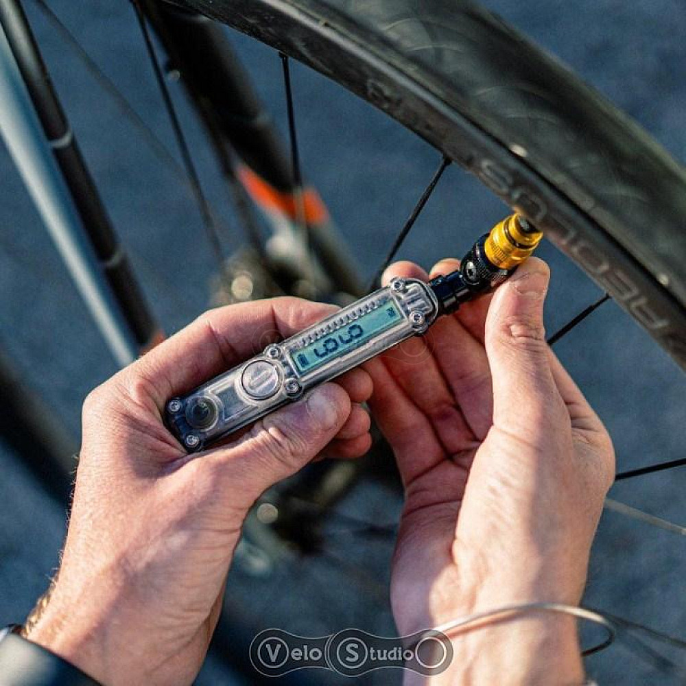 Манометр давления шин Lezyne Digital Check Drive